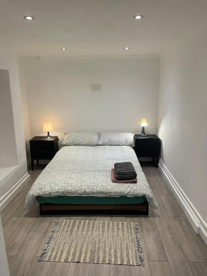 Plough Way Flat Apartment London Exterior photo